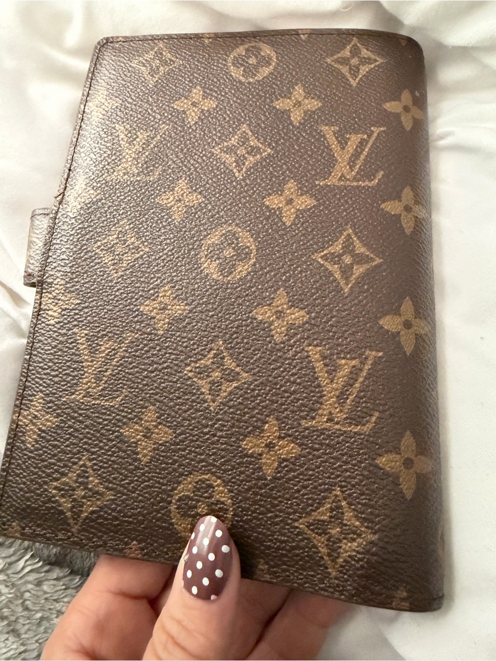 Brown Monogram Canvas Agenda Cover with Gold Snap 💛✨🤎 - Picture 2 of 7